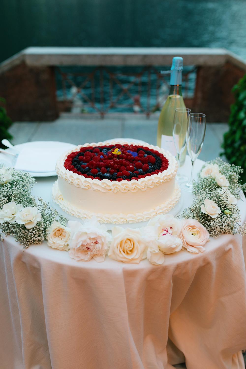 COMO, WEDDING