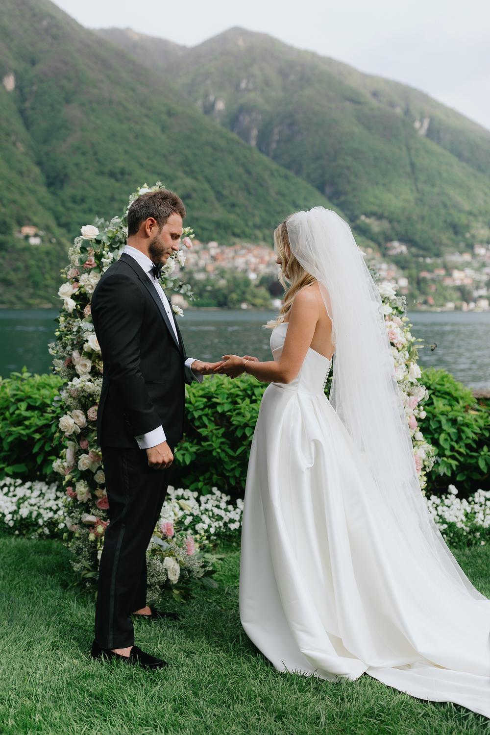 COMO, WEDDING