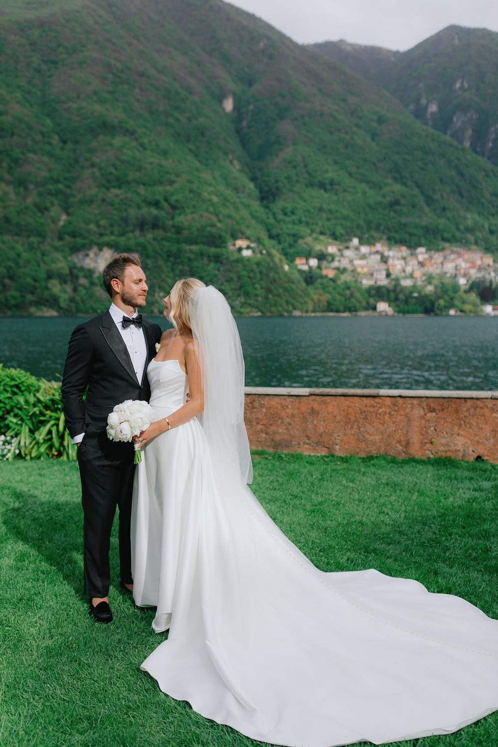 COMO, WEDDING