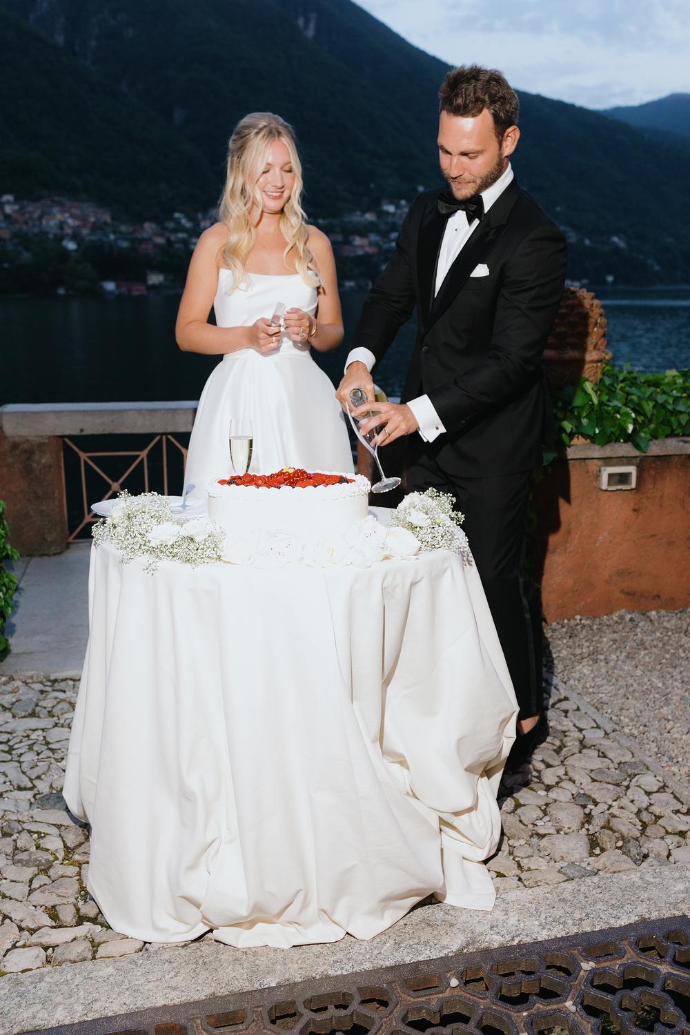 COMO, WEDDING