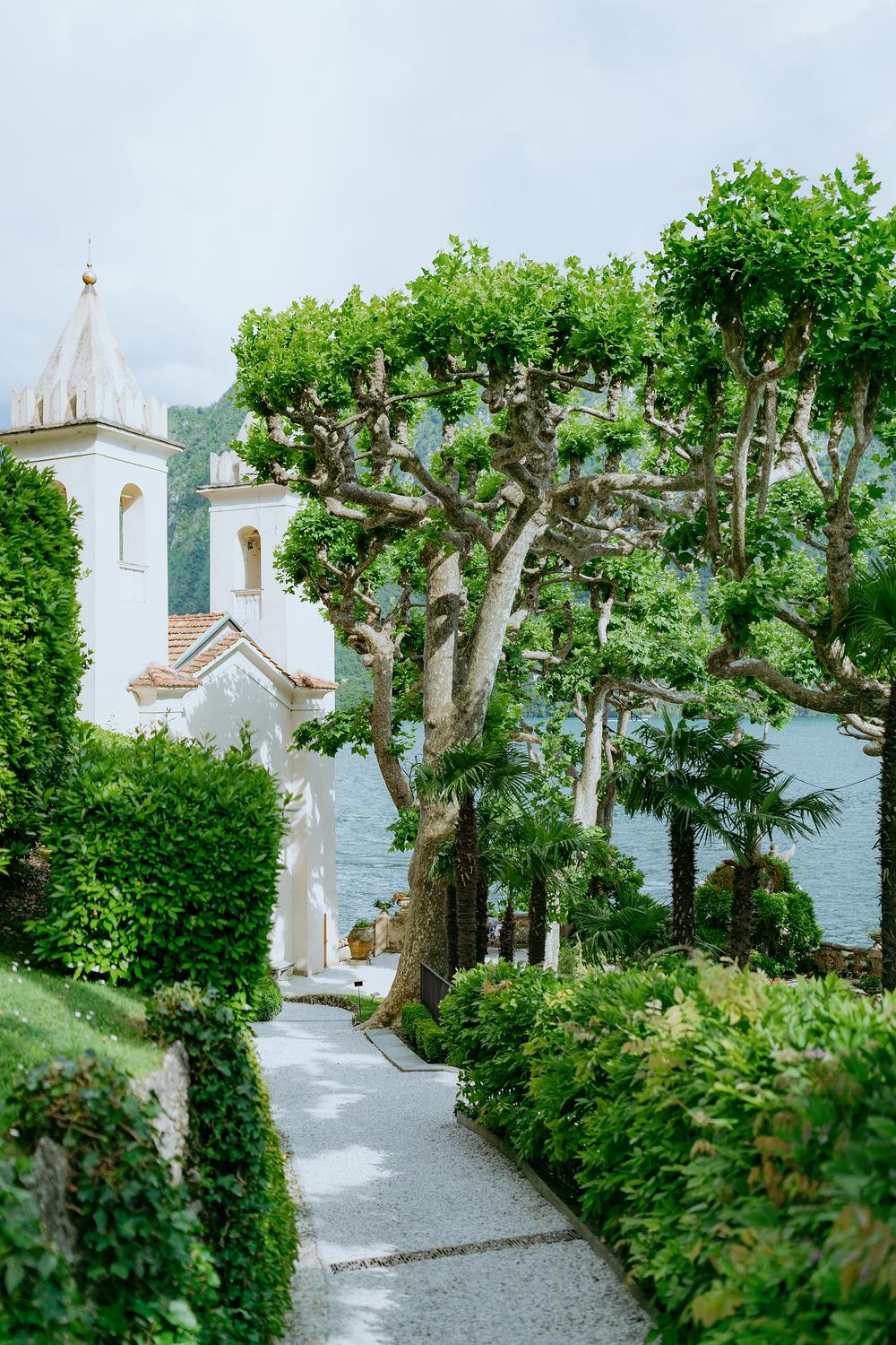 M & K Como,Italy