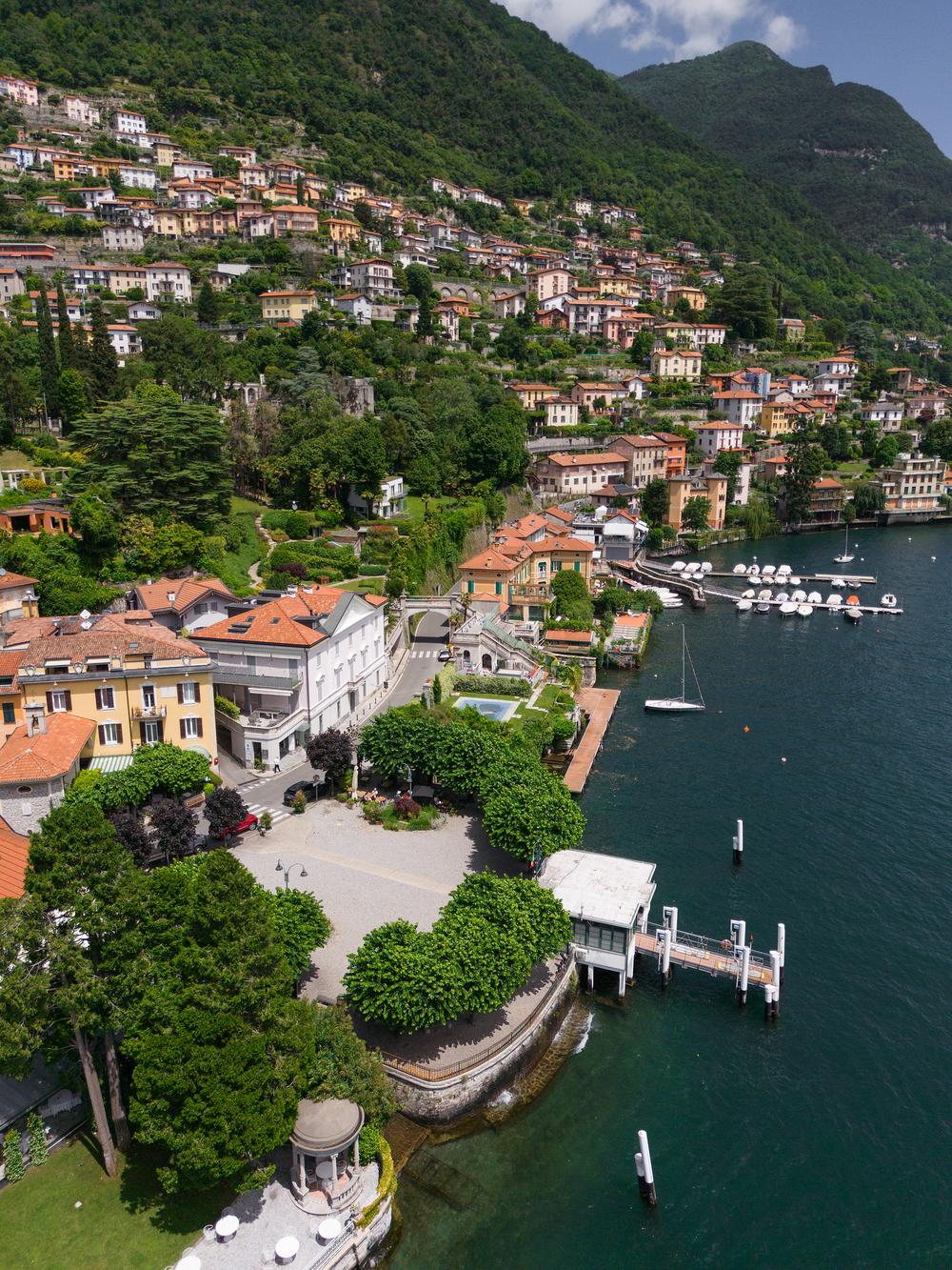 M & K Como,Italy
