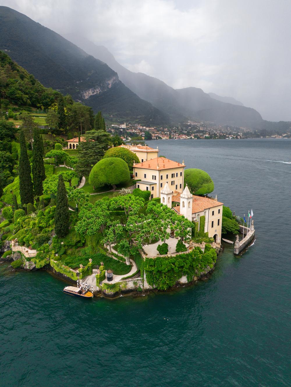 M & K Como,Italy