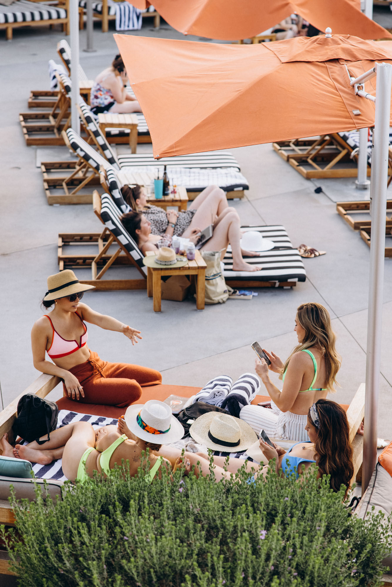 The V Palm Springs by Sonder, exterior, guests are relaxing near the pool