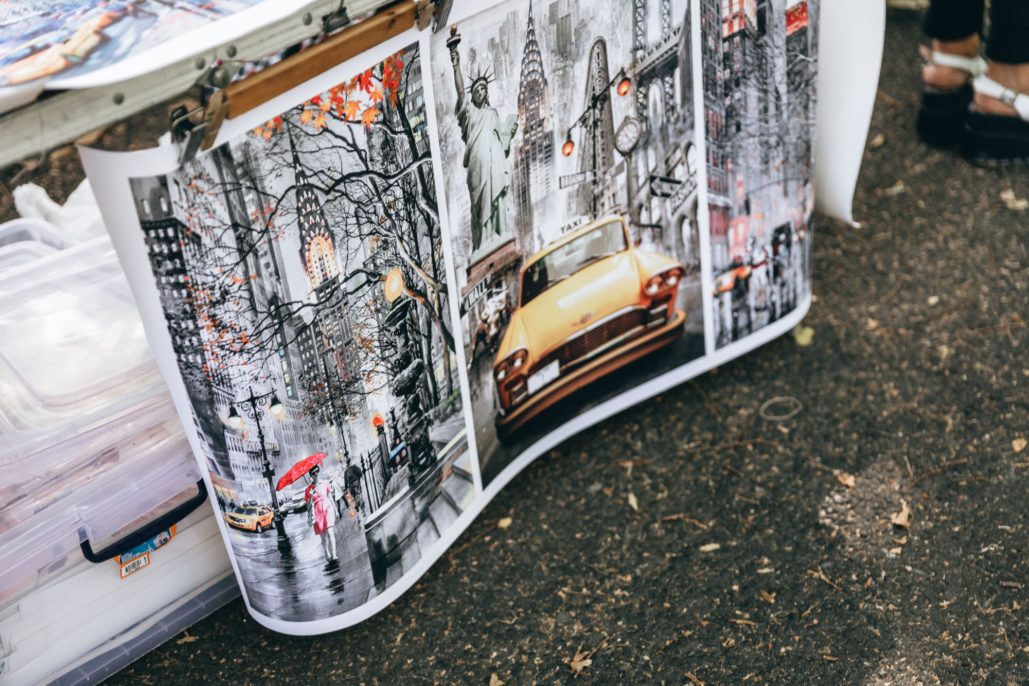 NYC art sold at Central Park, Manhattan, NY