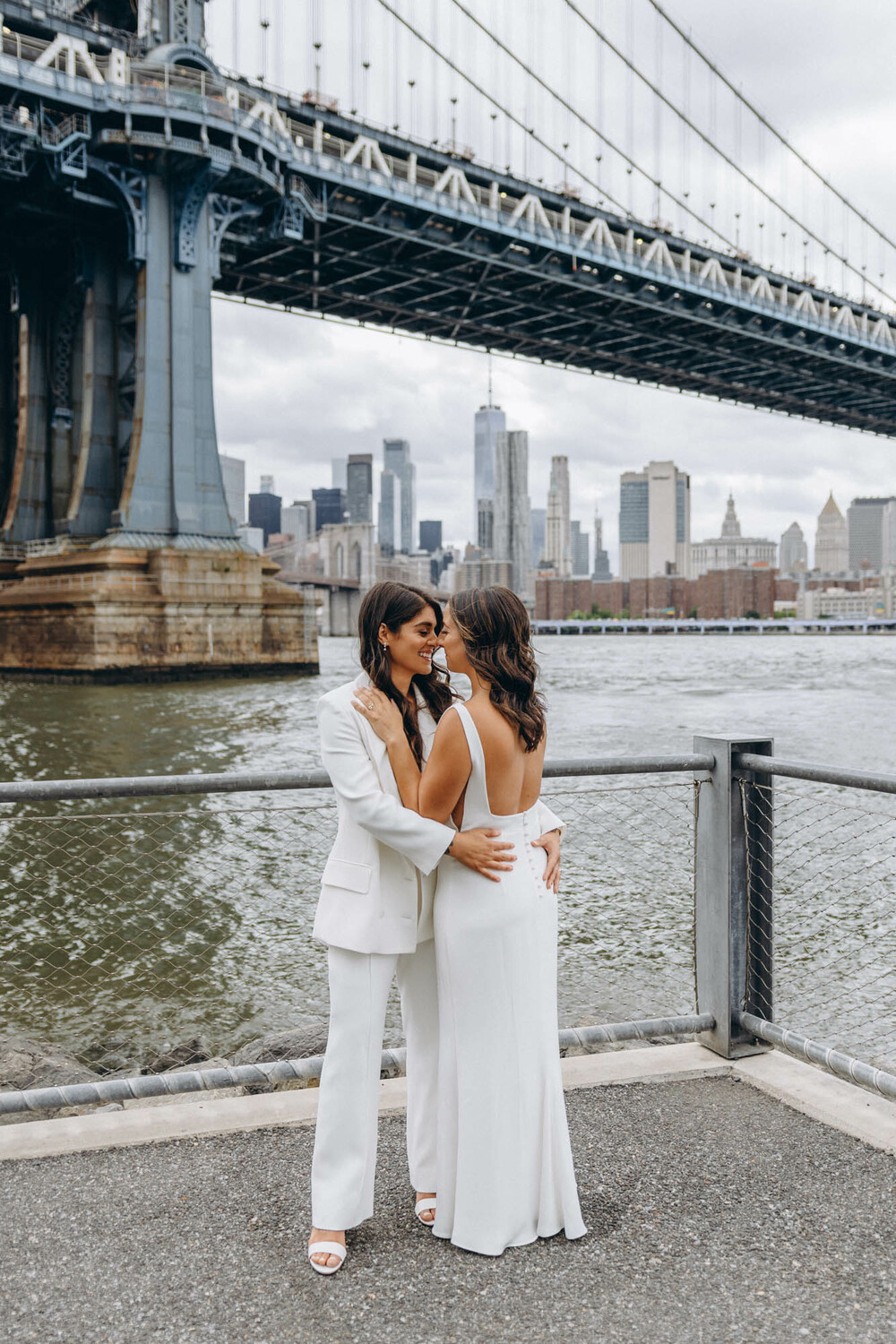 Danielle \u0026 Gillian | Dumbo, image size:1000x1500