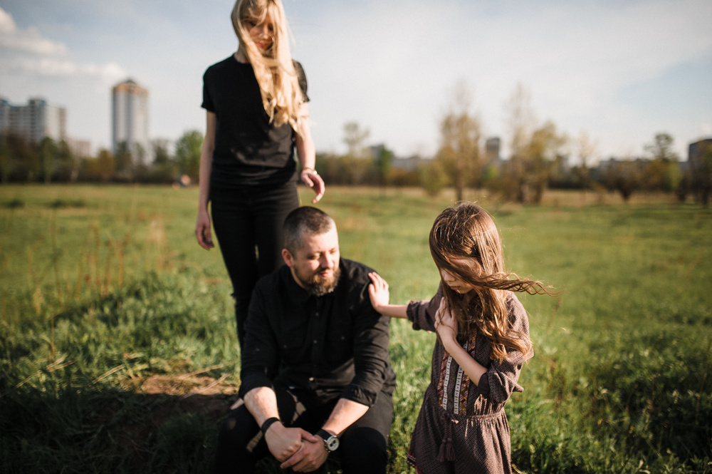 Sun. Wind. Family