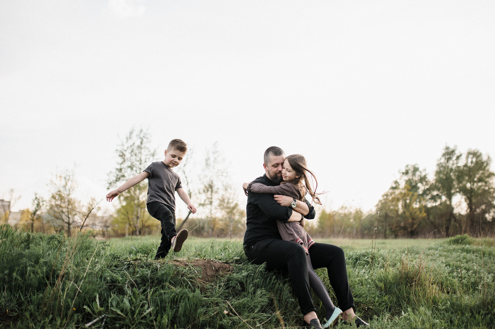 Sun. Wind. Family