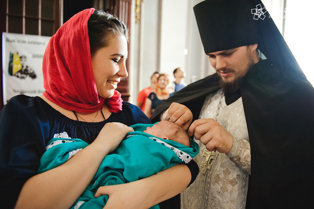 КРЕЩЕНИЕ ИВАНКИ