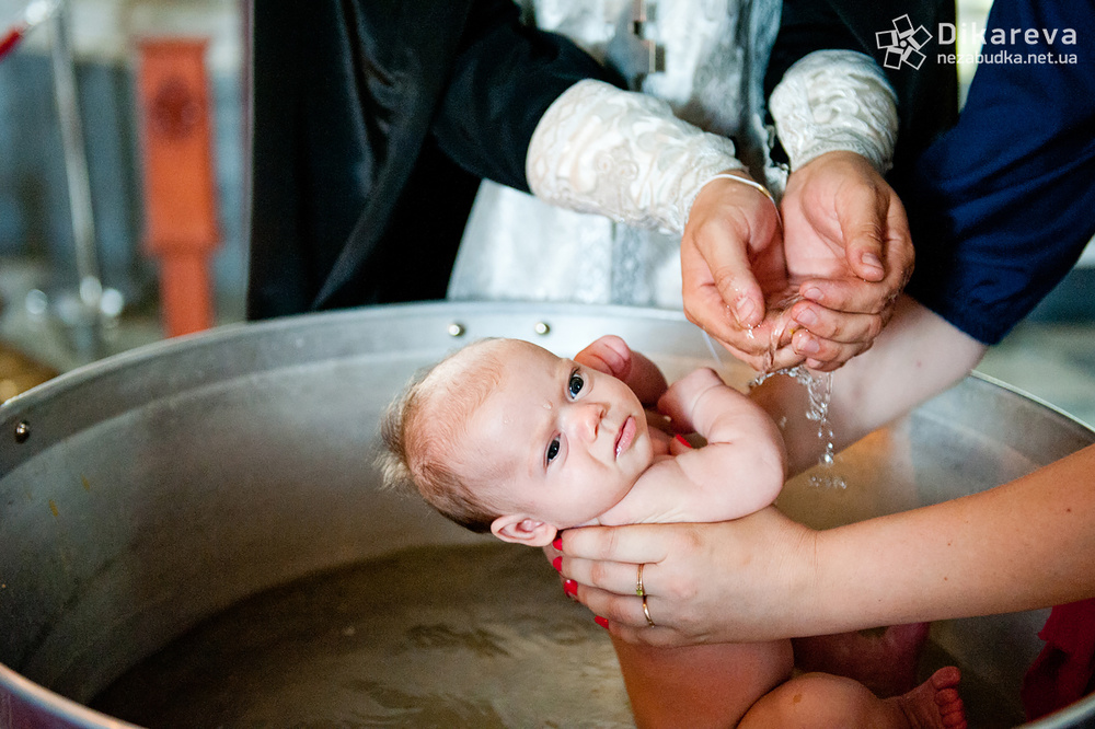 КРЕЩЕНИЕ ИВАНКИ