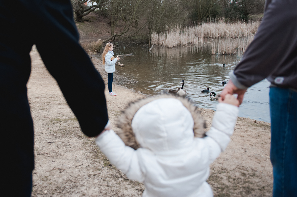ВЕЧЕР У ОЗЕРА