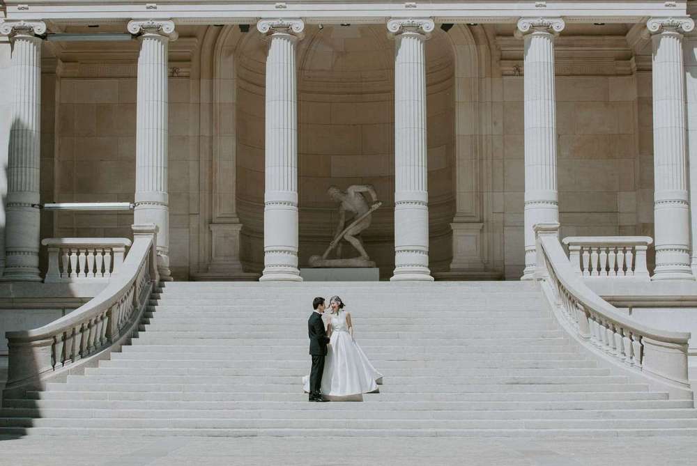 Katta sik porno bilan kattalashtirilgan mushuk