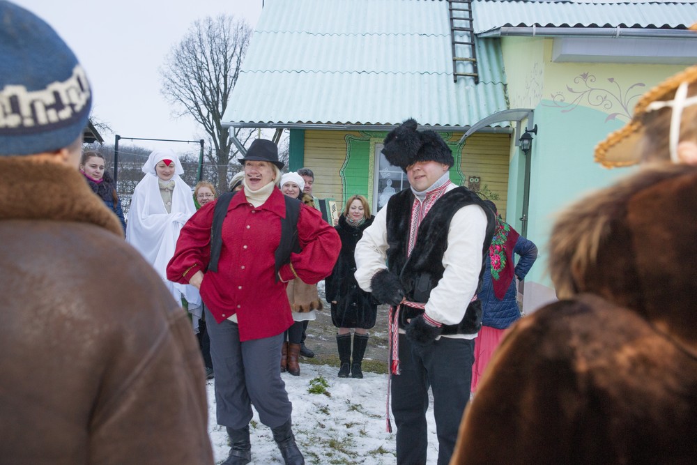 Празднование Новолетия. 25 декабря. Детский праздник и колядные вечорки.